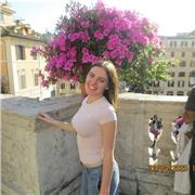 Sono una studentessa del liceo scienze umane. Disposta all’aiuto compiti elementari/medie. 
Precedente esperienza come babysitter